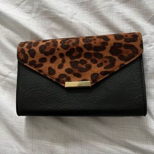 Cell phone crossbody bag